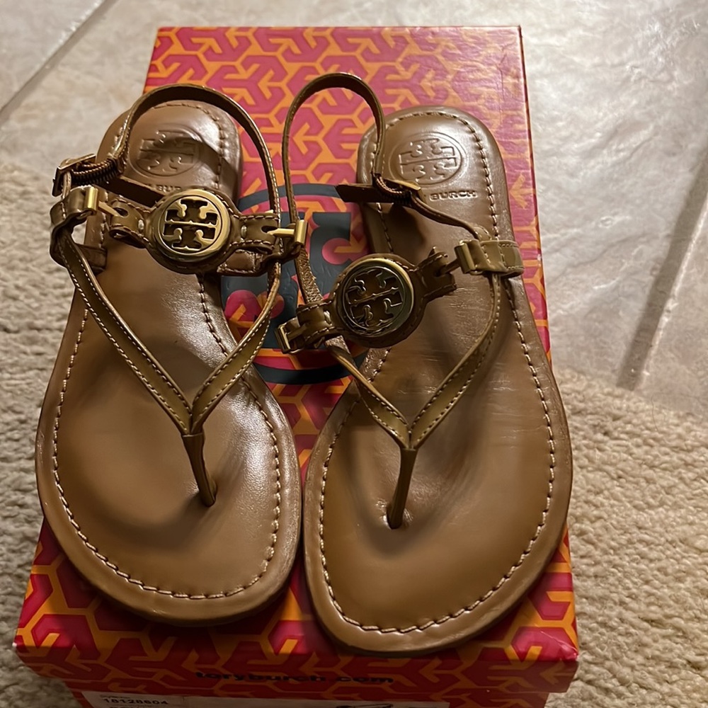 Tory Burch Ali Thong sandal